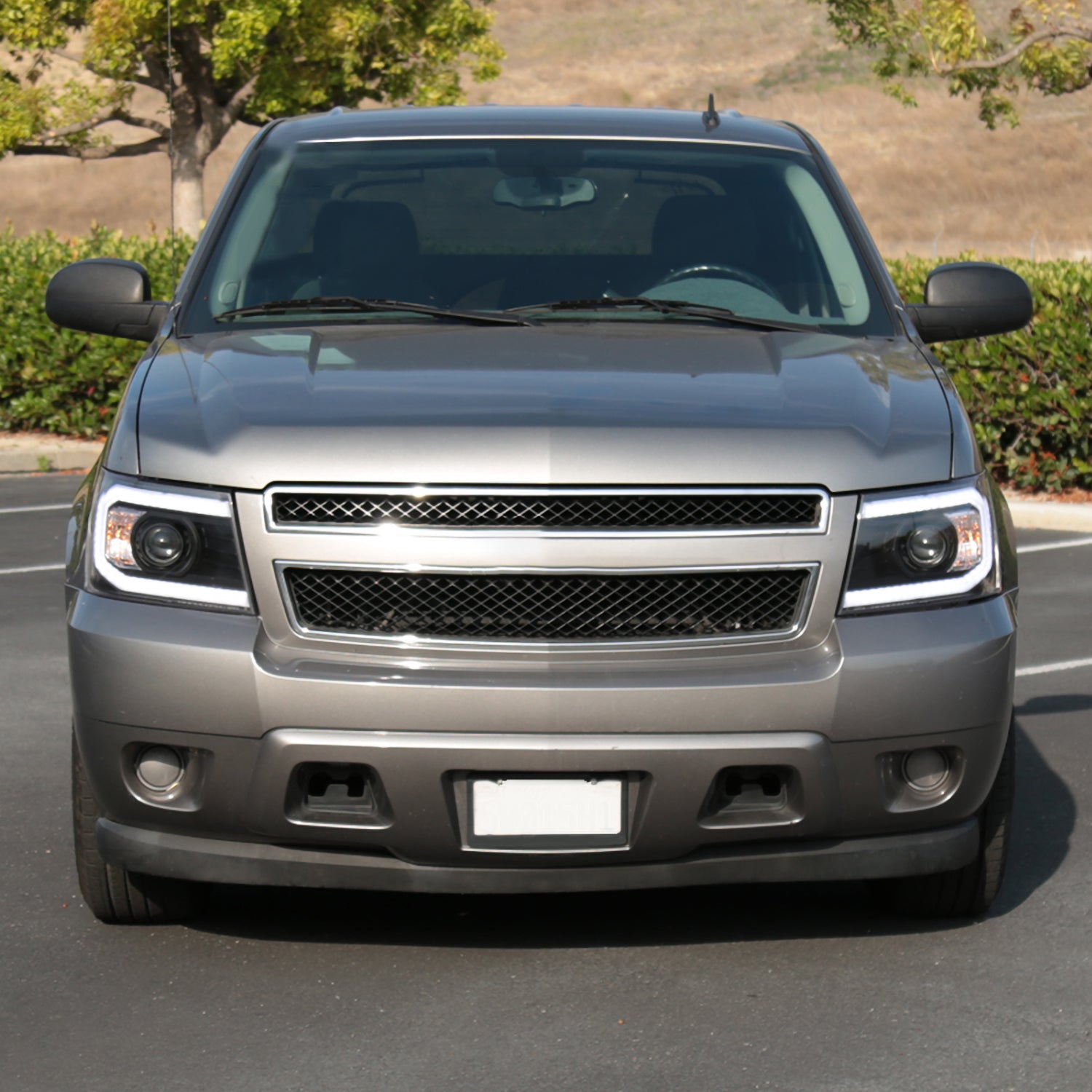 Spec-D Tuning DRL LED Strip Bar Black Projector Headlights w/ Turn Signal Compatible with 2007-2014 Chevy Avalanche, Tahoe, Suburban 1500 2500 Left + Right Pair Headlamps Assembly