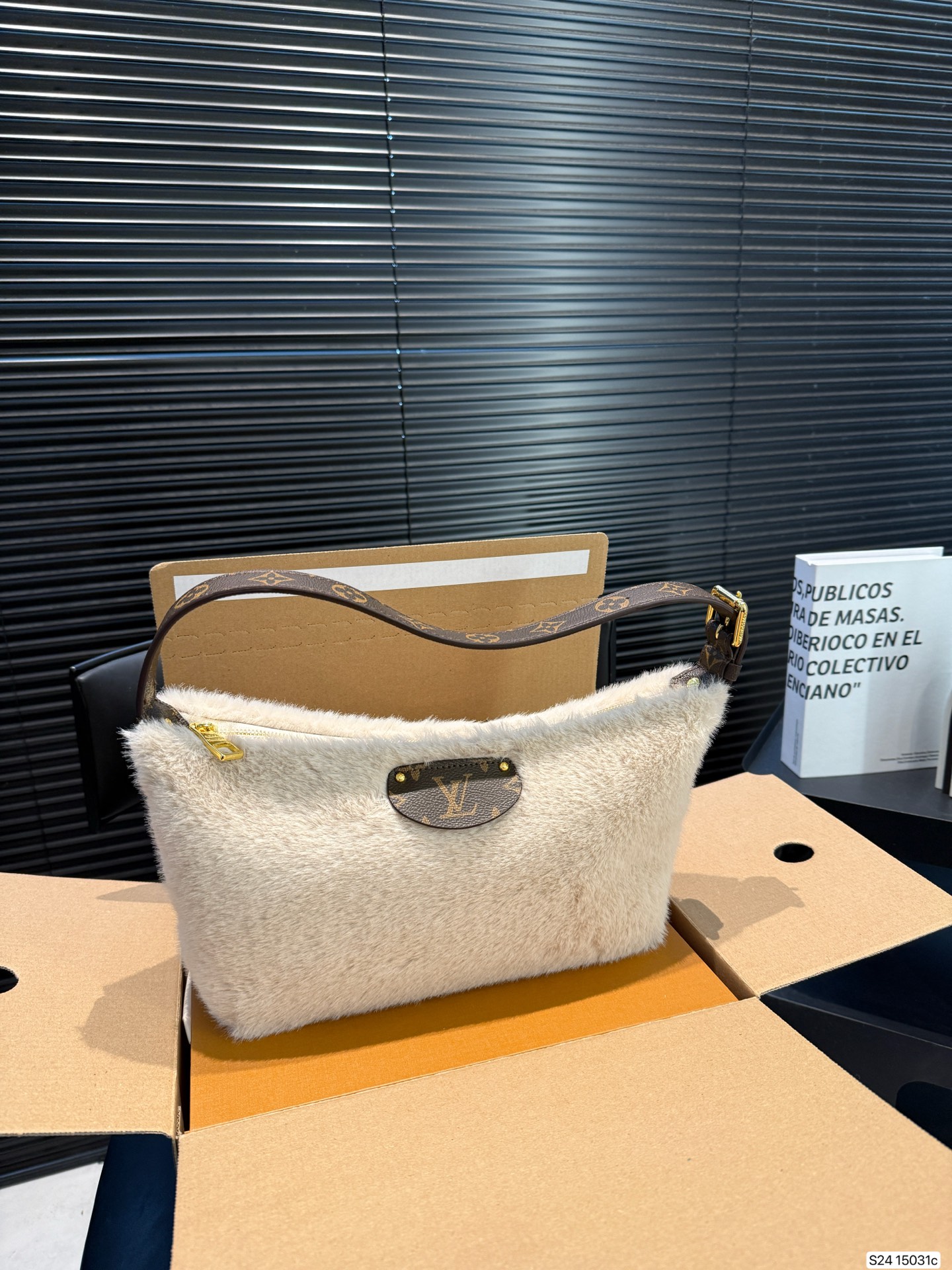 LV Lunchbox Bag - cnluxepick