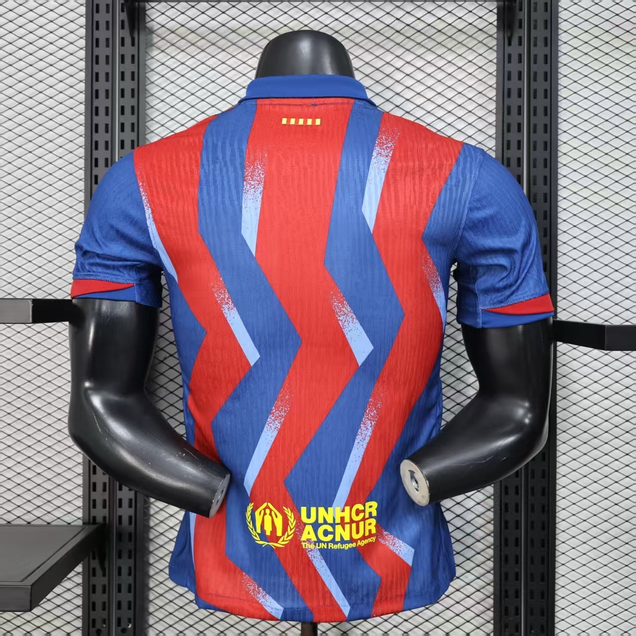 Barcelona 26-27 away player version