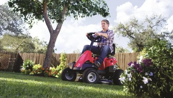 Troy-Bilt TB30 Refurbished Ride-On Lawn Mower — 382cc Engine, 6-Speed Transmission, Compact Frame
