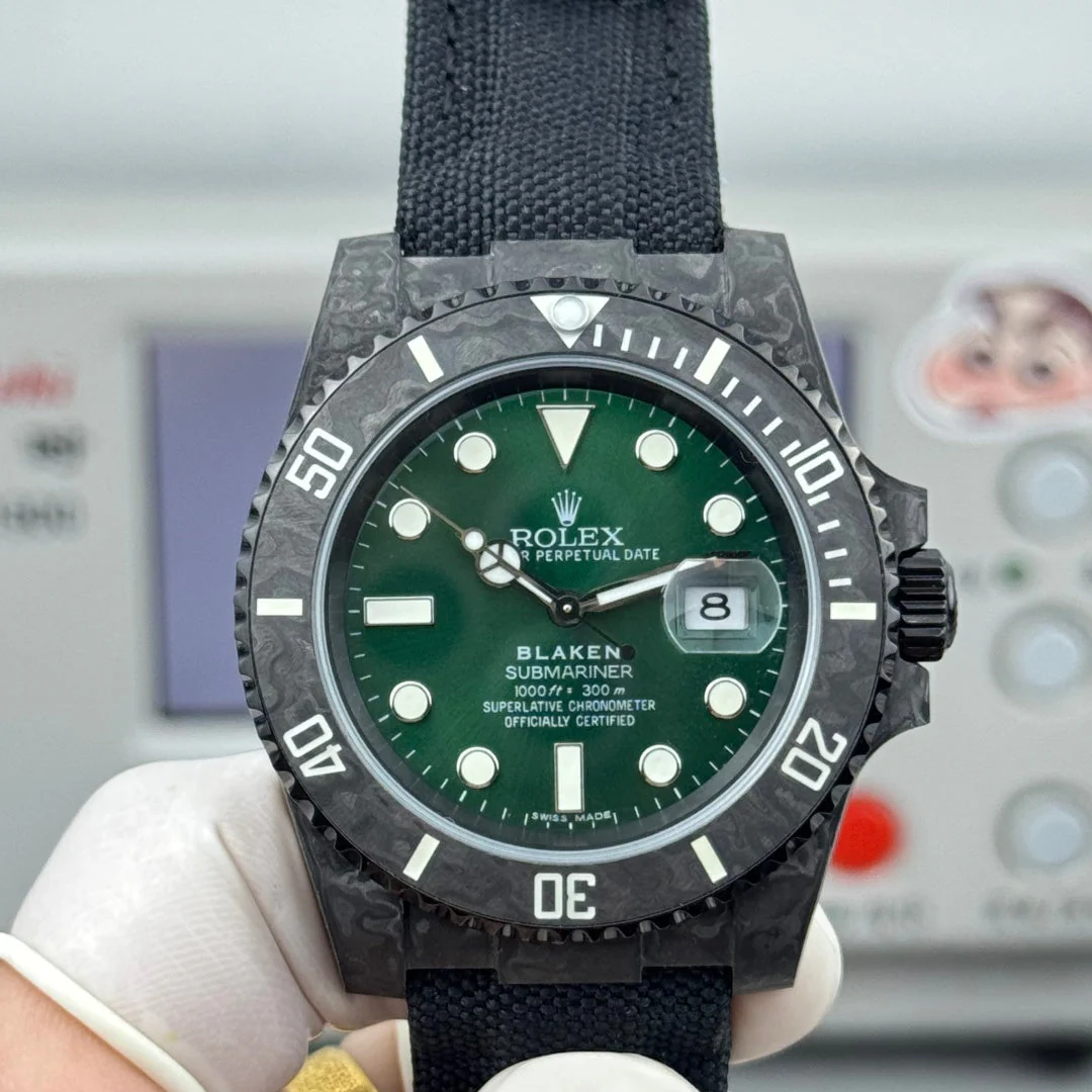 Rolex Submariner Date Custom Carbon Black Green Dial