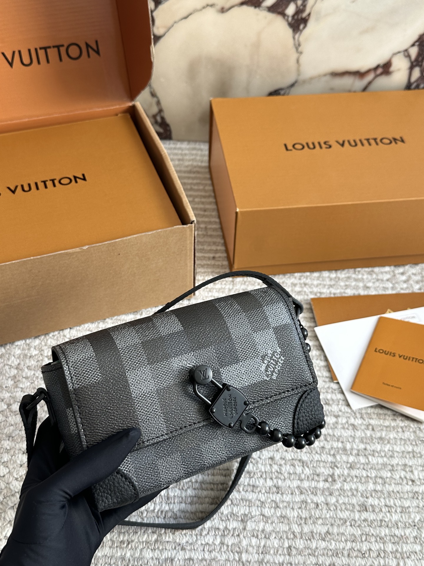 LV Men's Shoulder Bag - cnluxepick