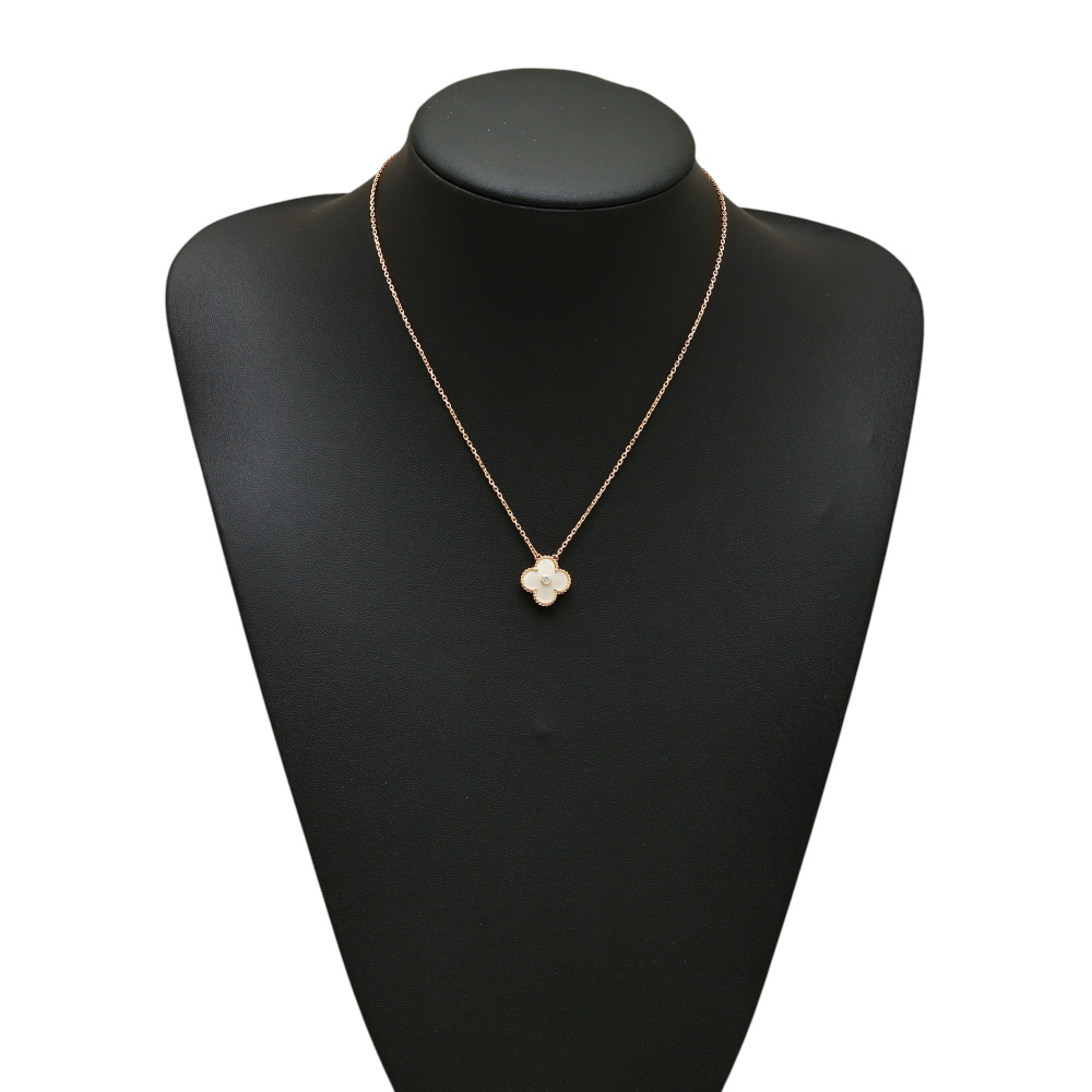 Van Cleef & Arpels Vintage Alhambra 2012 Holiday Limited Necklace 18K Rose Gold VCARO39Y00