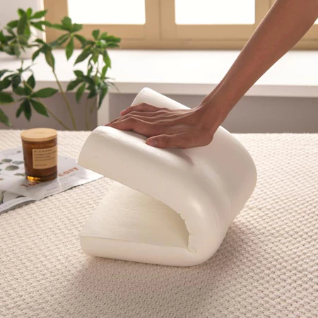 Natural Latex Pillow Bantal Tidur Neck Pillow Bantal Lateks Memory Foam Pillow Protective