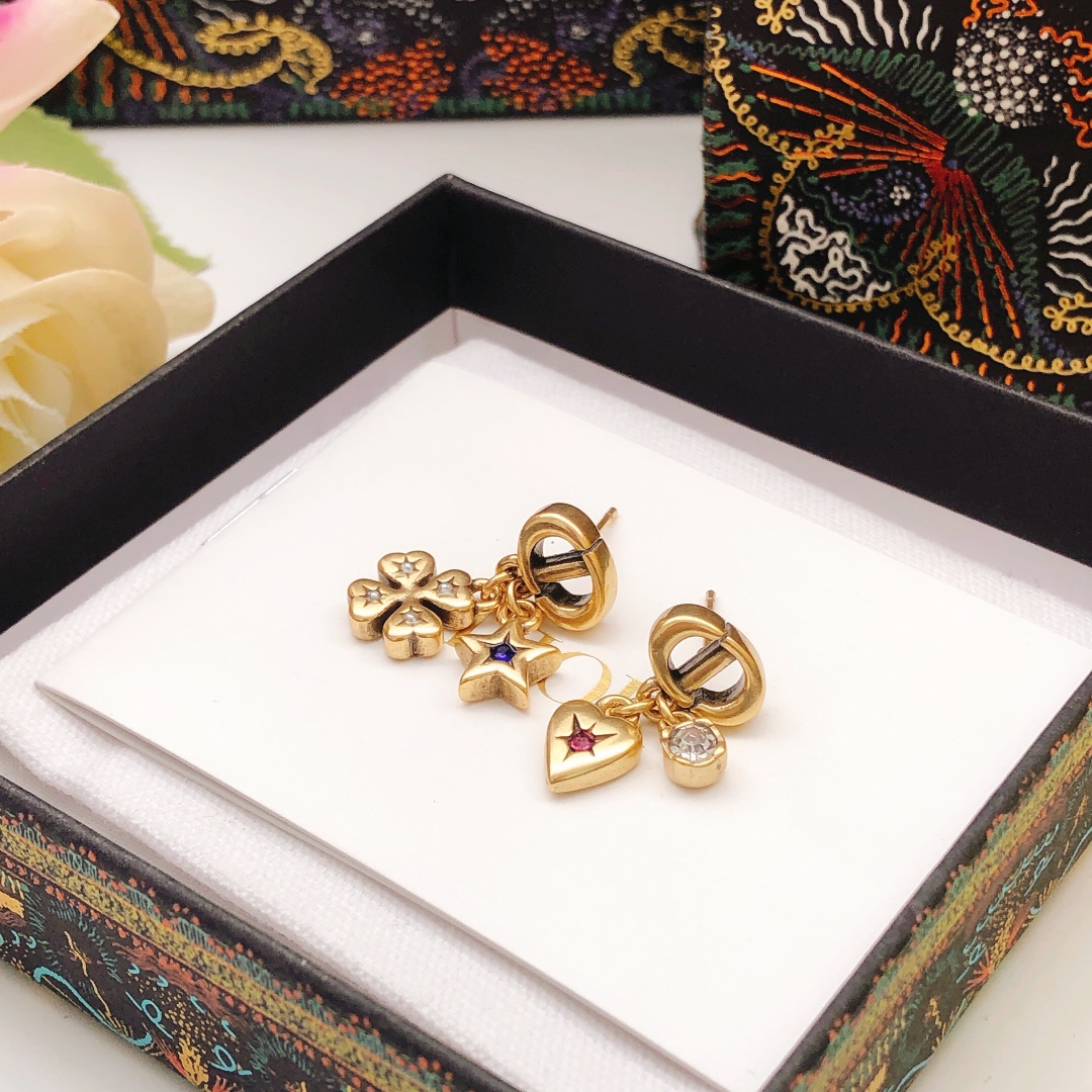Dior star heart earrings - cnluxepick
