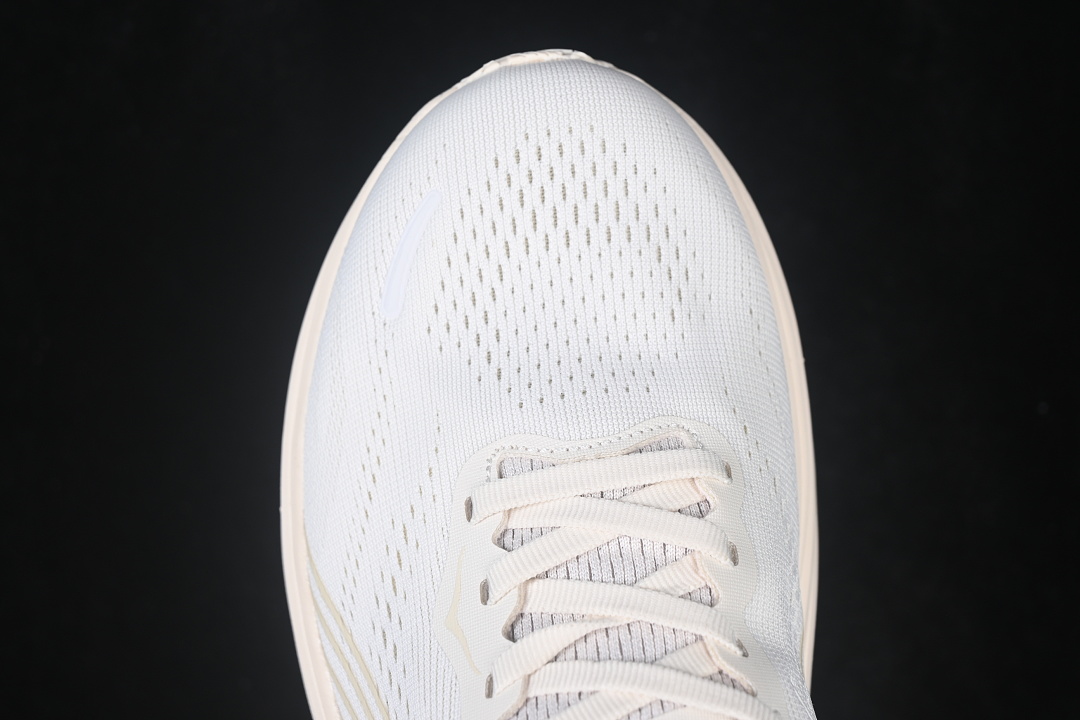 HOKA One One Clifton 11 Running Shoes