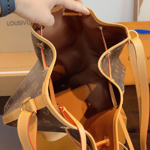 Louis Vuitton Noé Monogram 10.2 Inches M46976