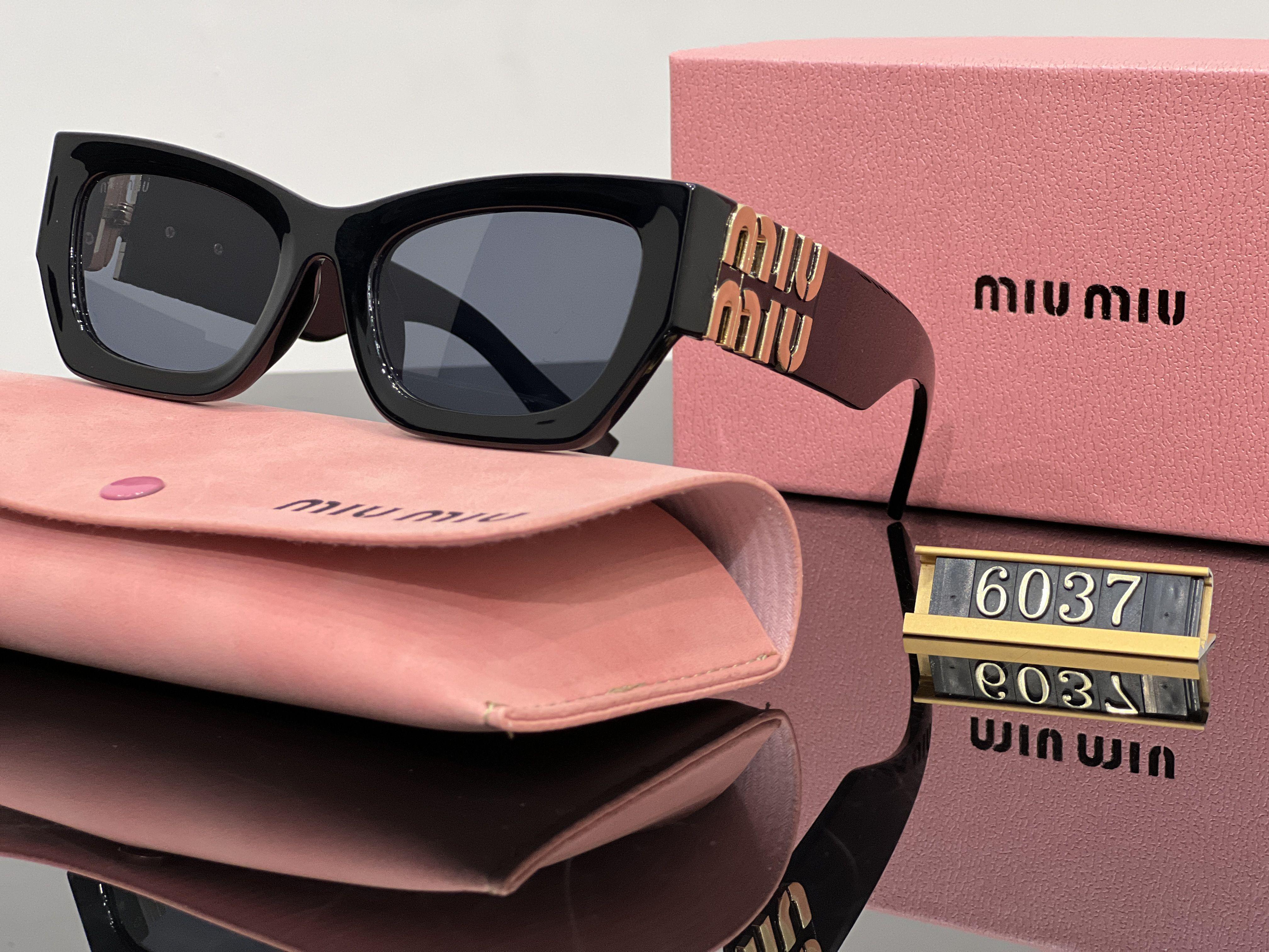 Miu Miu minimalist sunglasses - cnluxepick