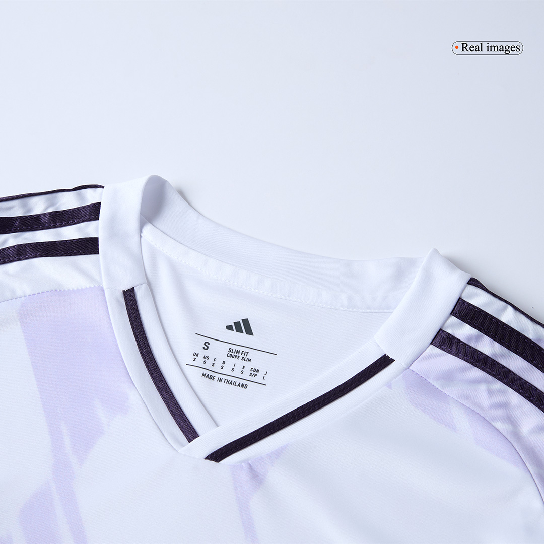 B.FERNANDES #8 Manchester United Away Soccer Jersey 2025/26