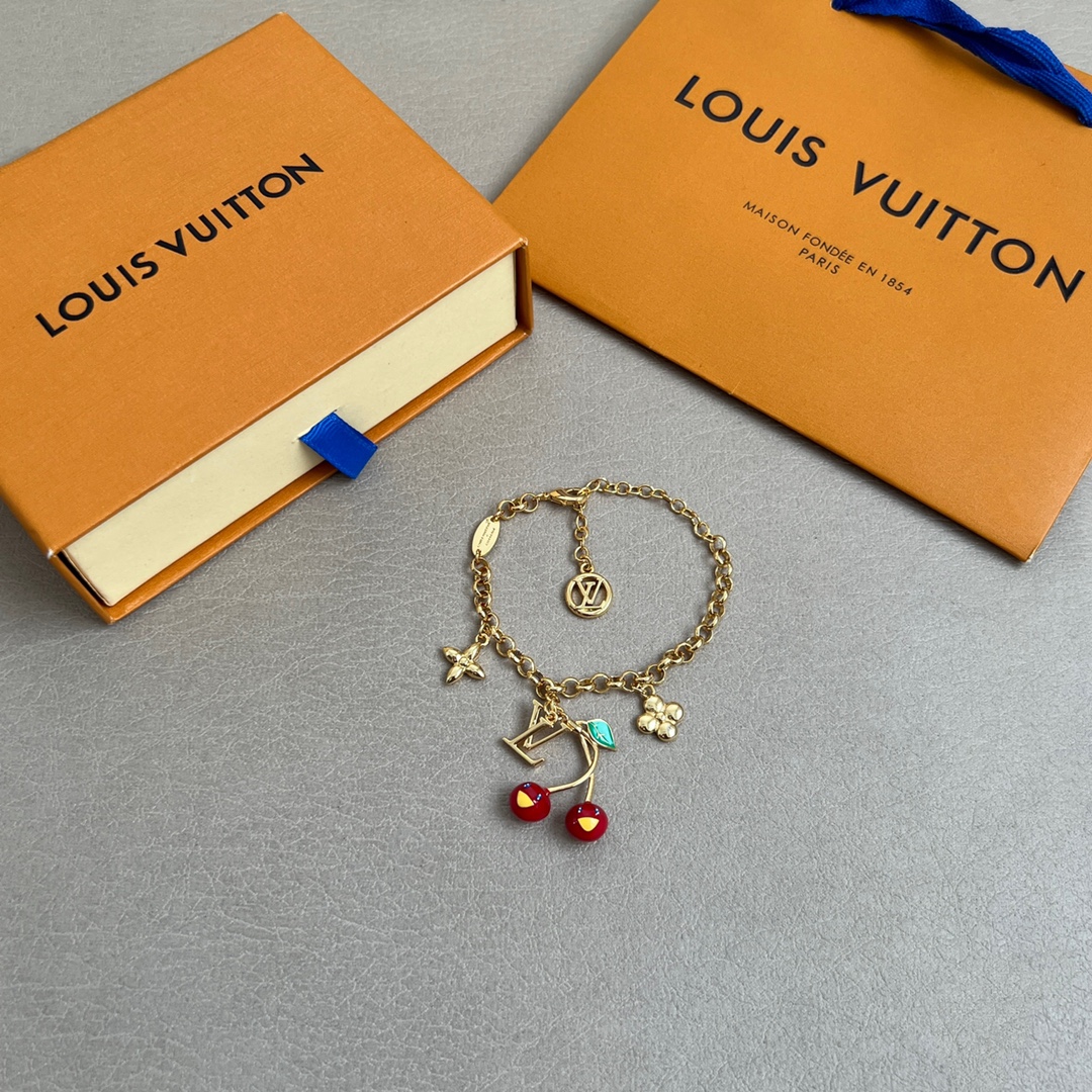 Louis Vuitton bracelet unique design - cnluxepick