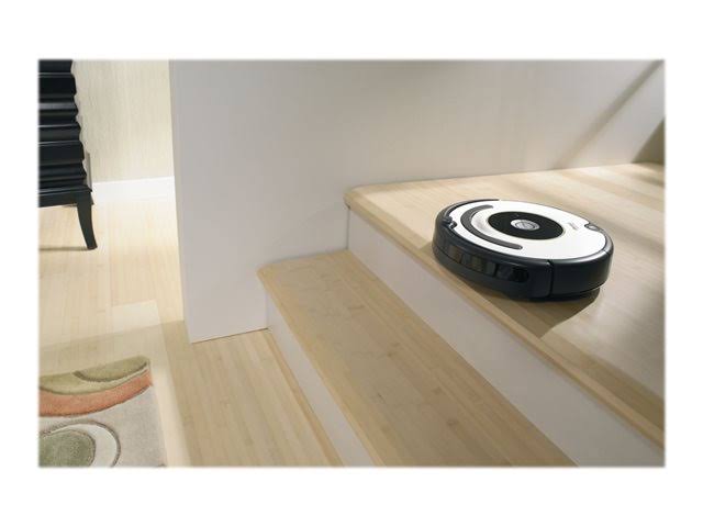 iRobot Roomba 620 Vacuum Cleaning Robot