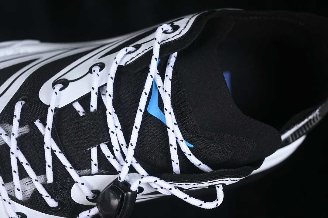 HOKA One One Stinson One 7