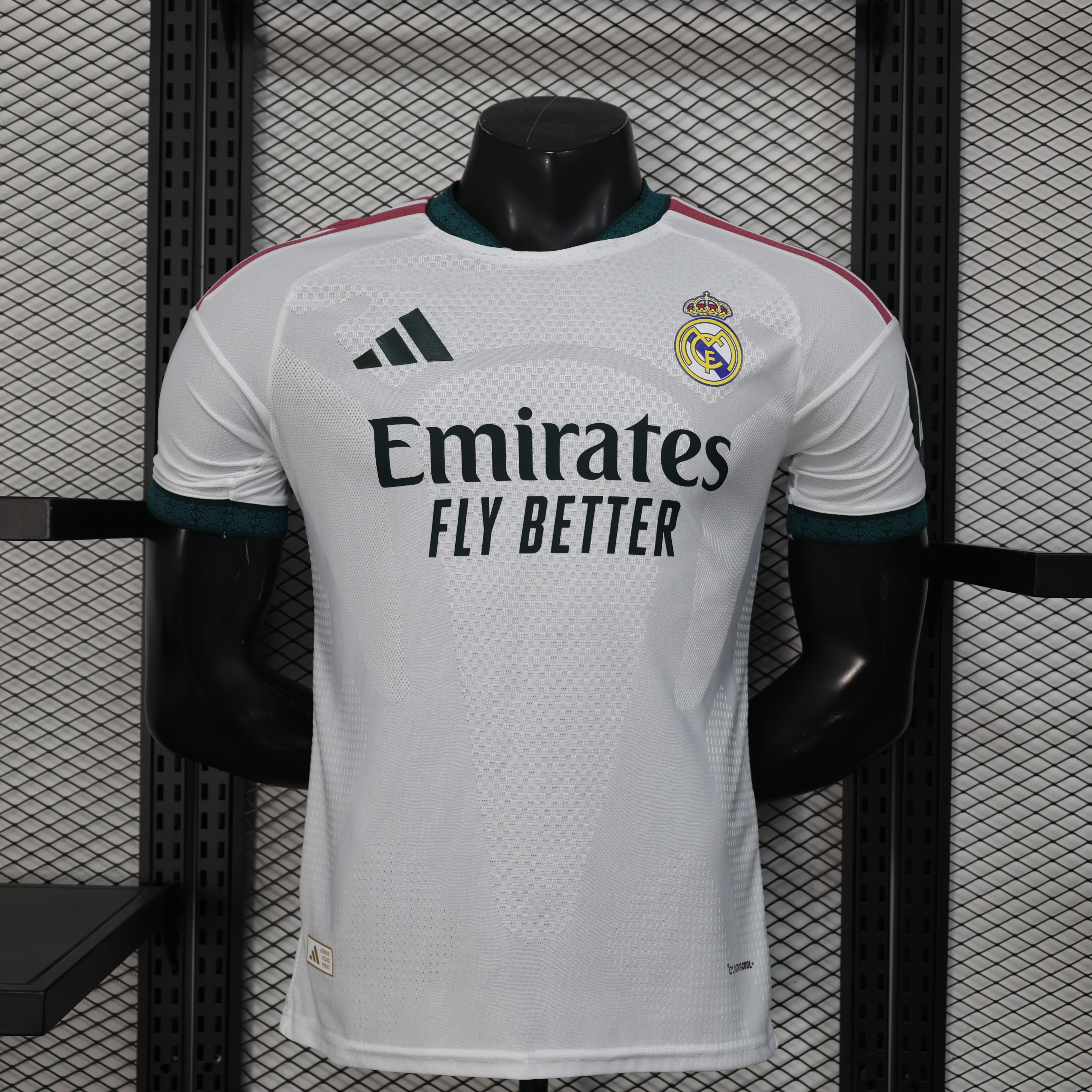 Real Madrid 26-27 home player version