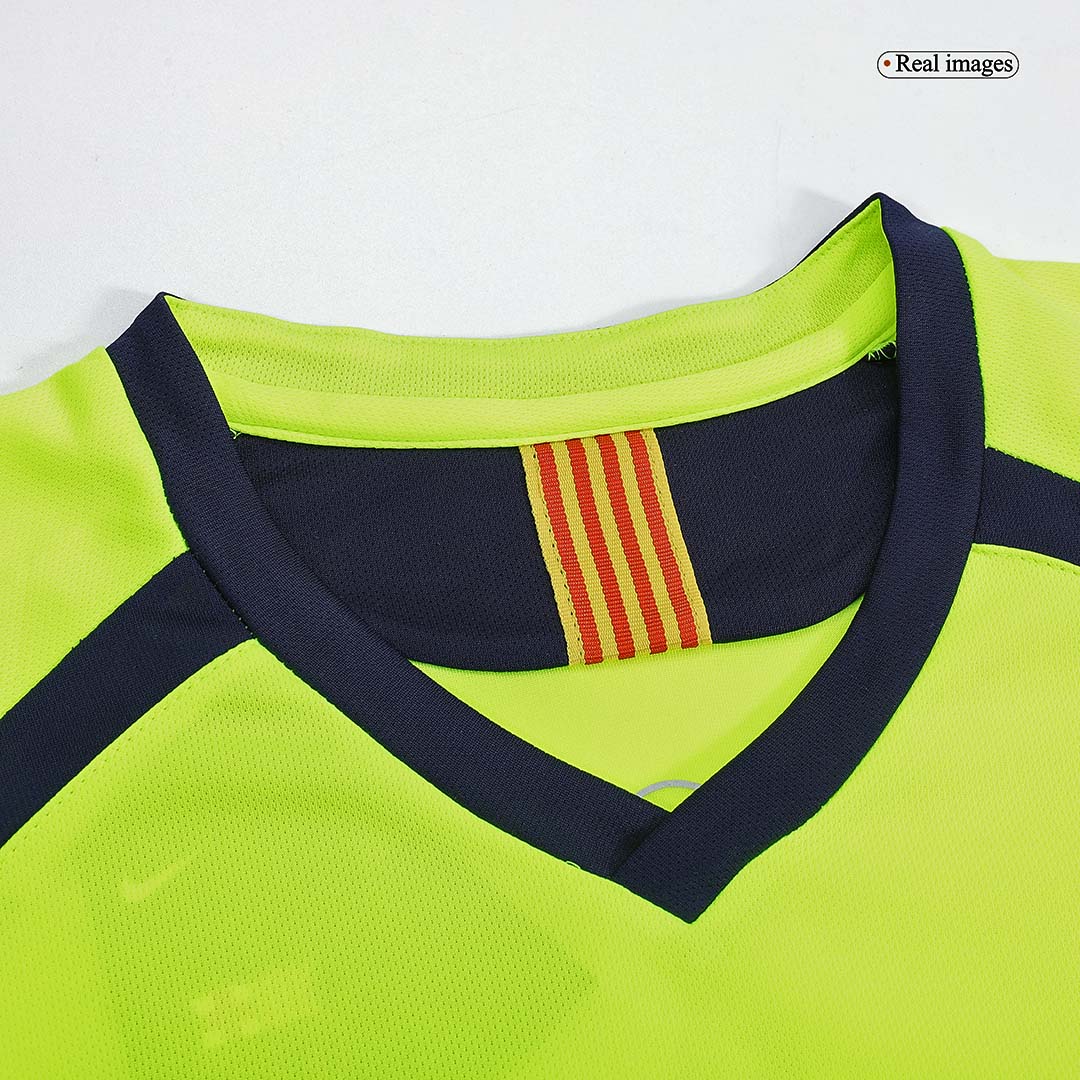 Retro Soccer Jersey Barcelona Away 2005/06