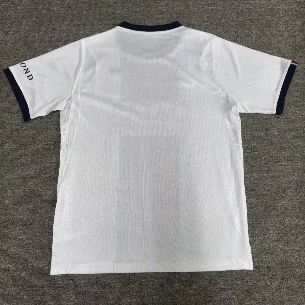 Paris 26-27 away 2-star championship fan version