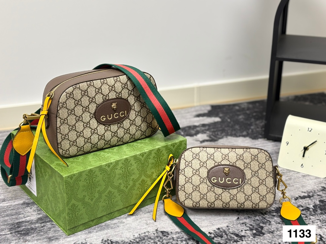 Gucci Tiger Head Camera Bag - cnluxepick