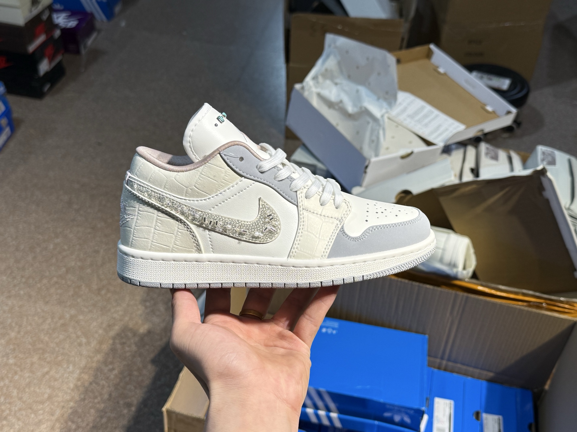 Jordan Air Low Top Retro Basketball Shoes for Women - cnluxepick