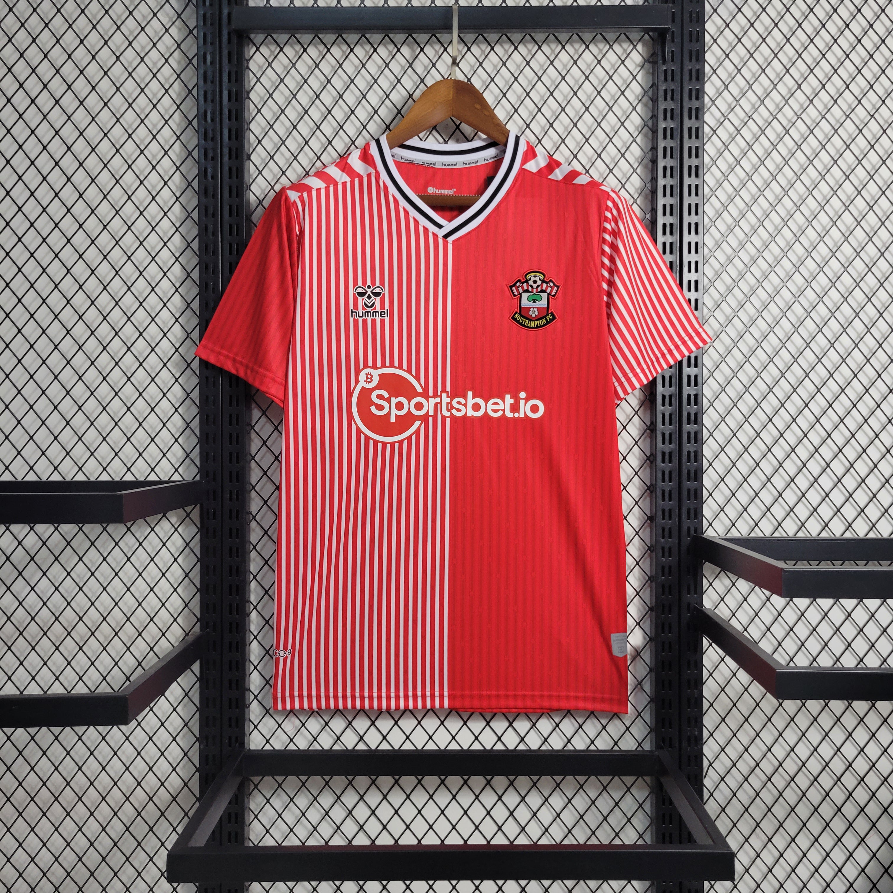 Southampton maillot foot domicile 2023 2024€14.99