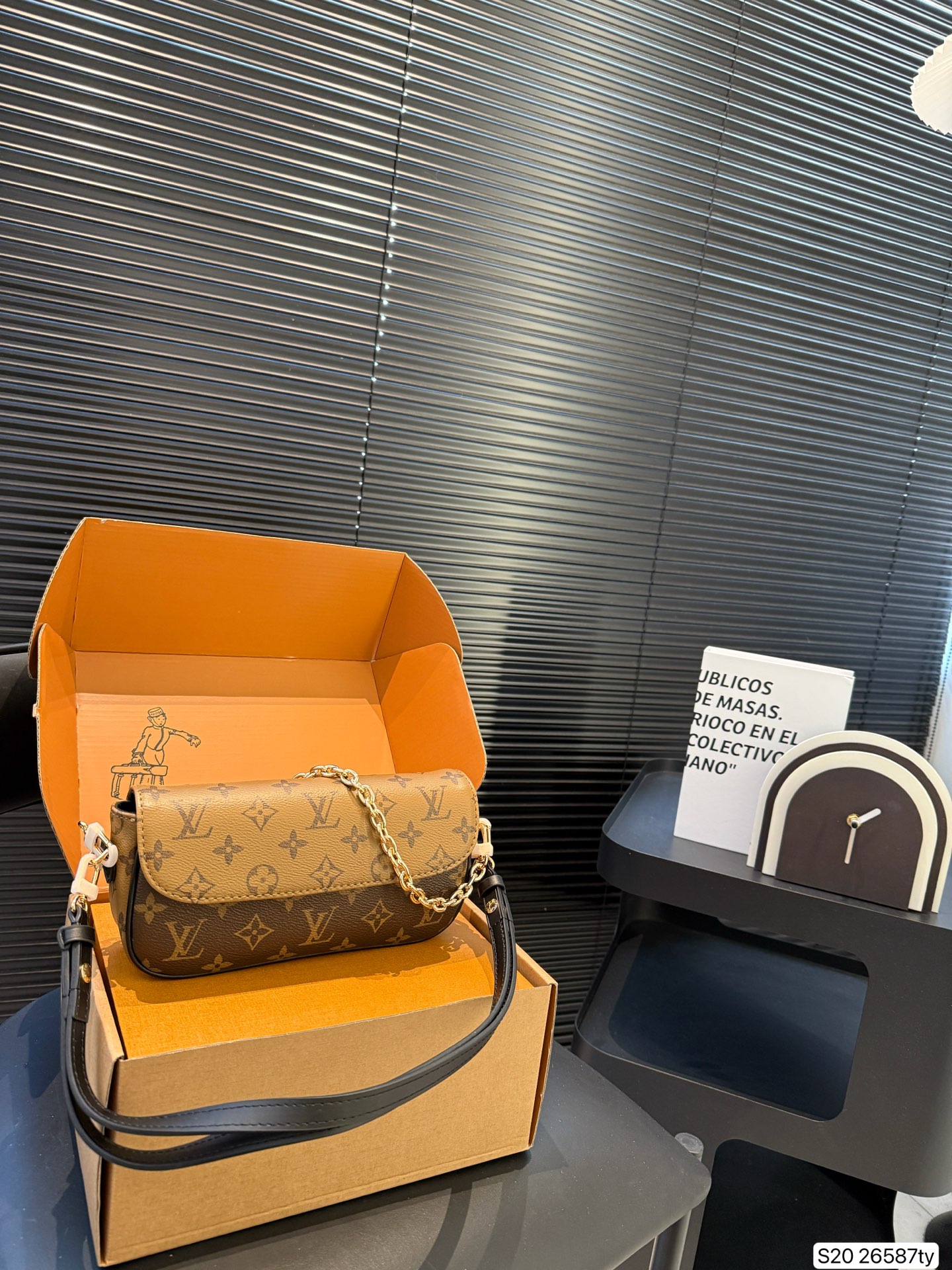 LV ivy underarm bag crossbody bag - cnluxepick