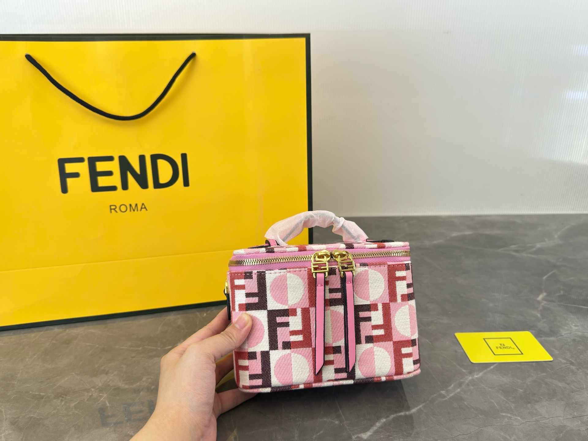 Fendi monogram box - cnluxepick