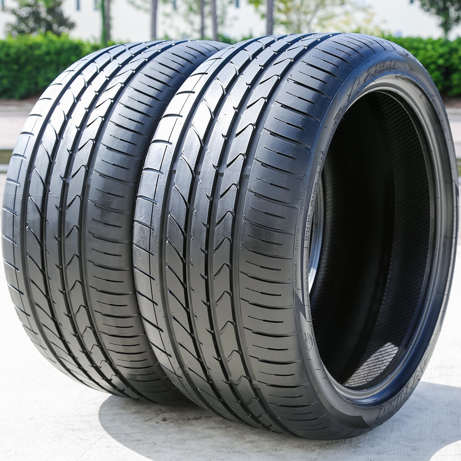 A set of 4 (quad) 235/40R20 ZR 96Y XL high performance tires