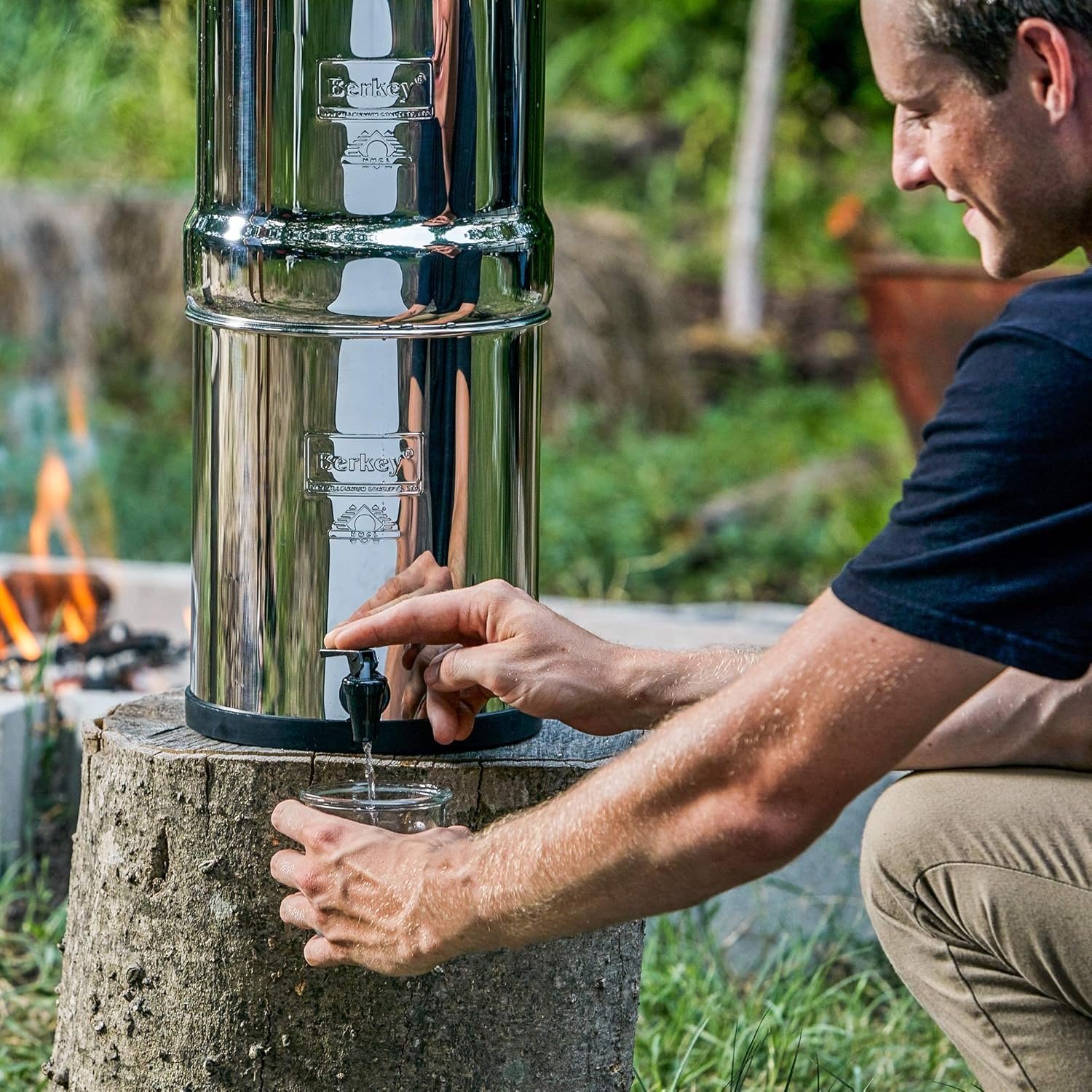 Gravity-Fed Stainless Steel Countertop Water Filter System 3.25 Gallon with 2 Black Filters