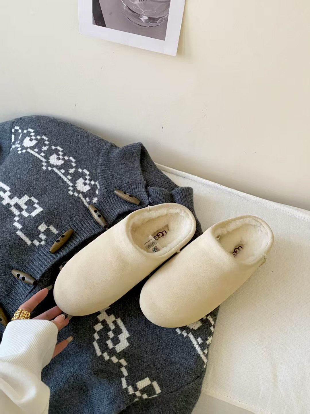 UGG Half-Slip-On Slip-On Shoes - cnluxepick