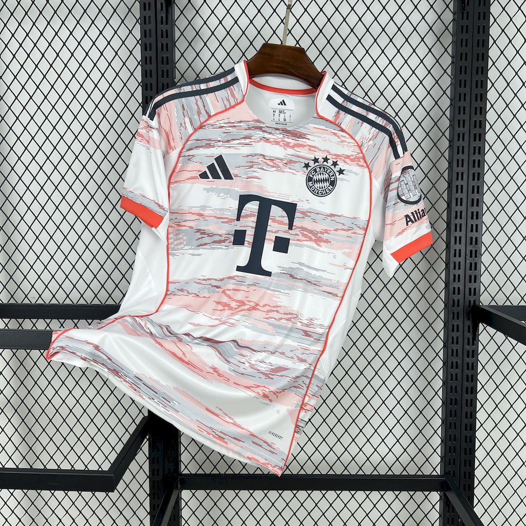 Bayern Munich maillot foot extérieur 2025 2026€14.99