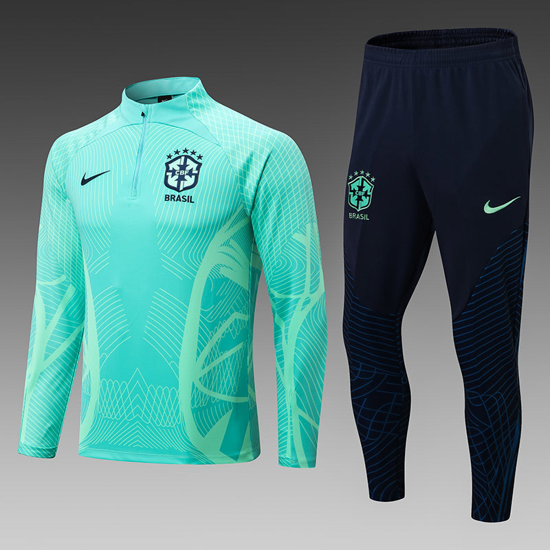 Survêtement / Training Brésil 2022/23€39.99