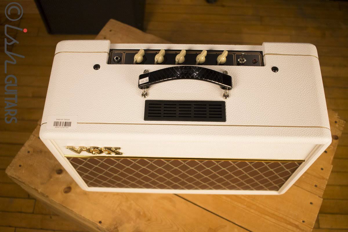 Vox AC10C1 Limited Edition Guitar Combo Amplifier, White Bronco