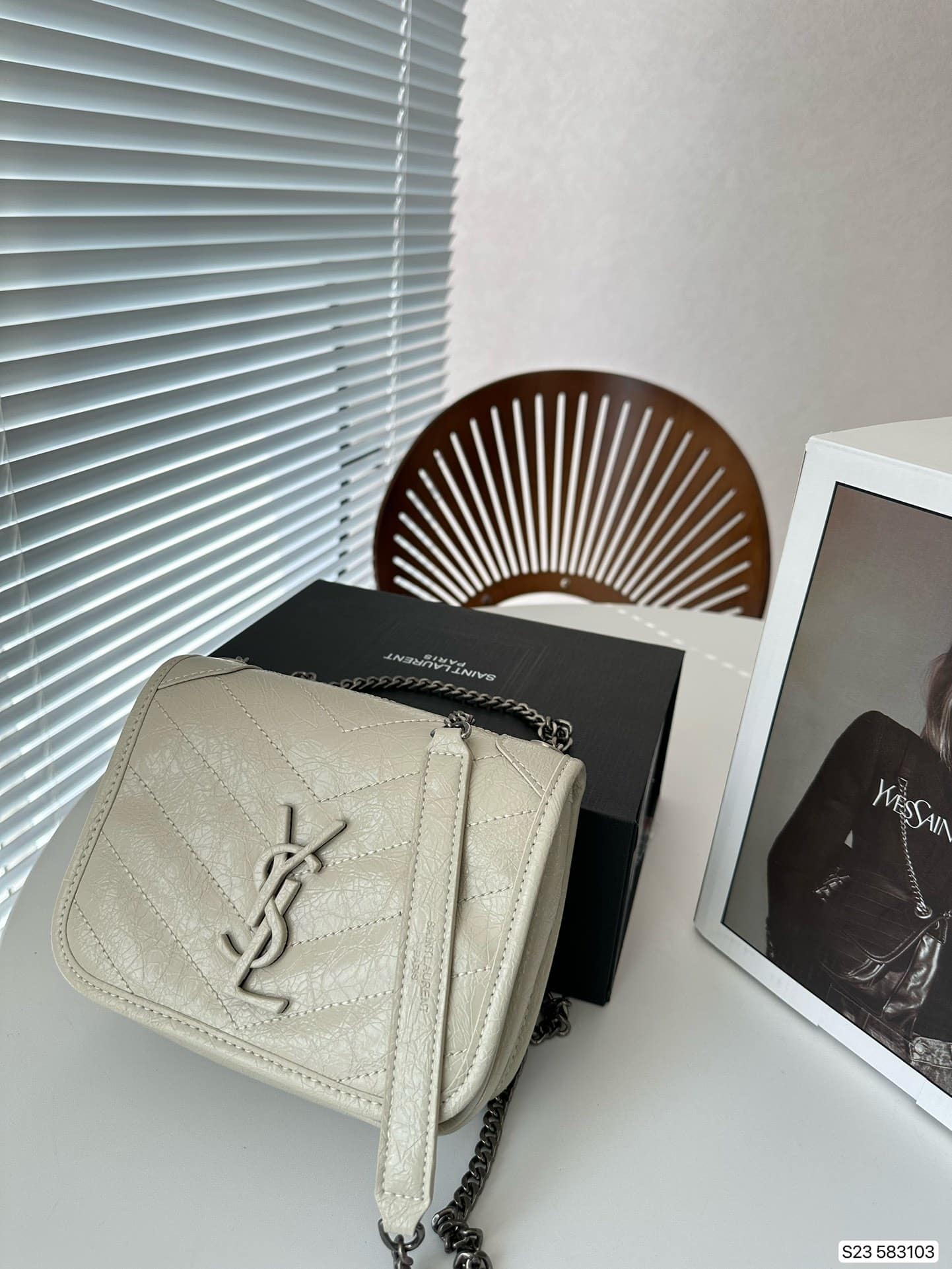 Saint Laurent Niki Vintage Leather Chain Wallet Cream 19Cm