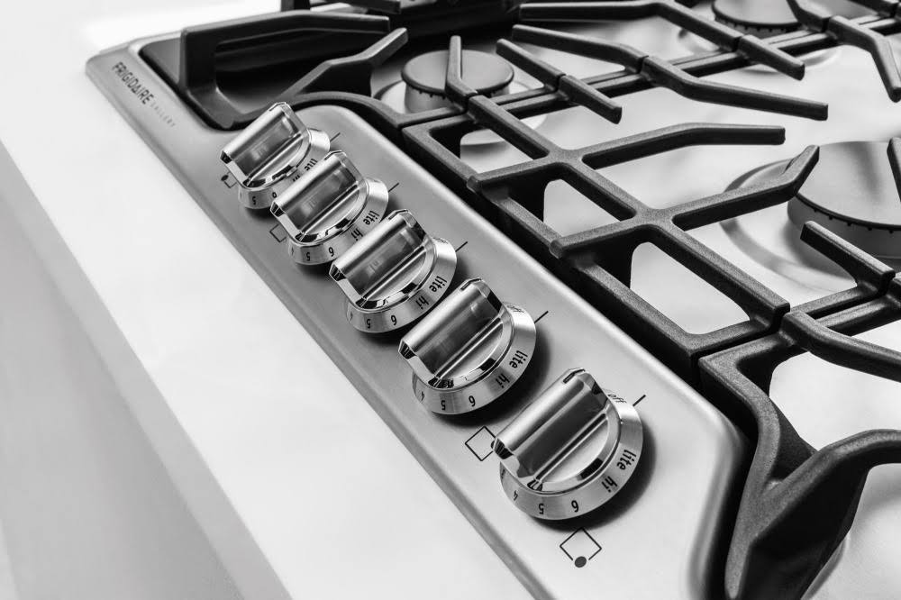 Frigidaire Gallery FGGC3047QS GAS Cooktop - Stainless Steel 30x22