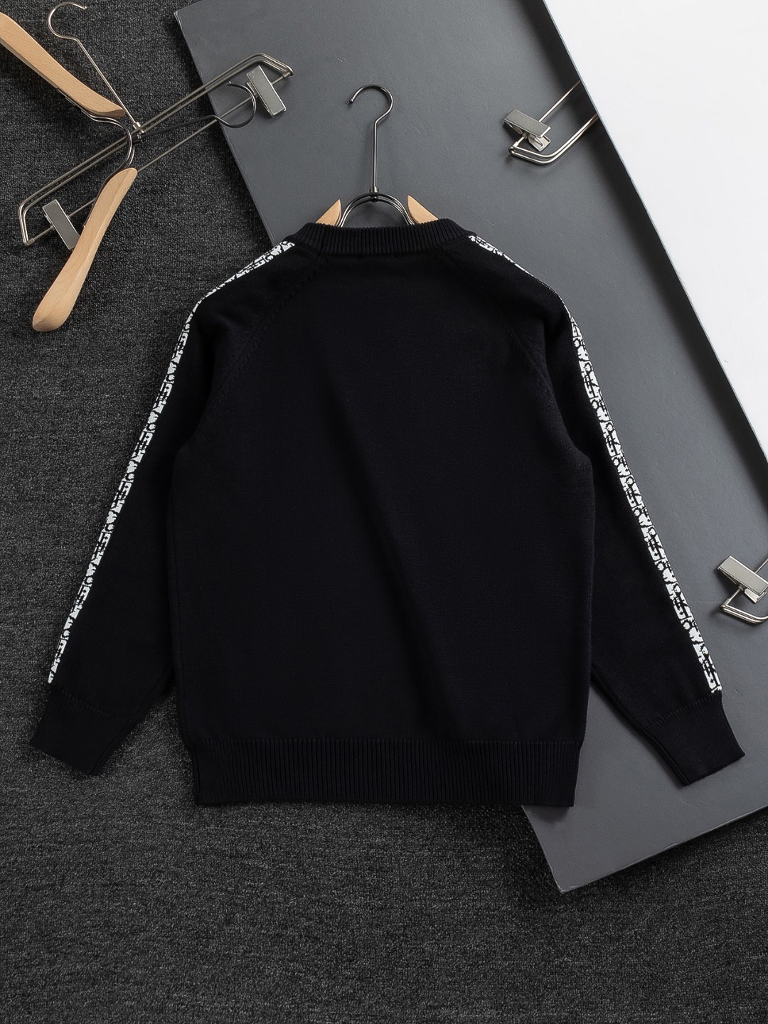 Dior 25SS Fall/Winter Sweater - cnluxepick