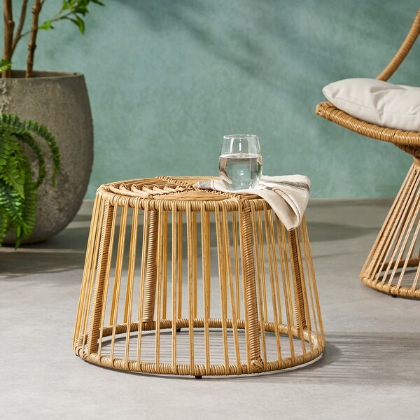 Side Table with a Simple Yet Outstanding Cage Design 20.25
