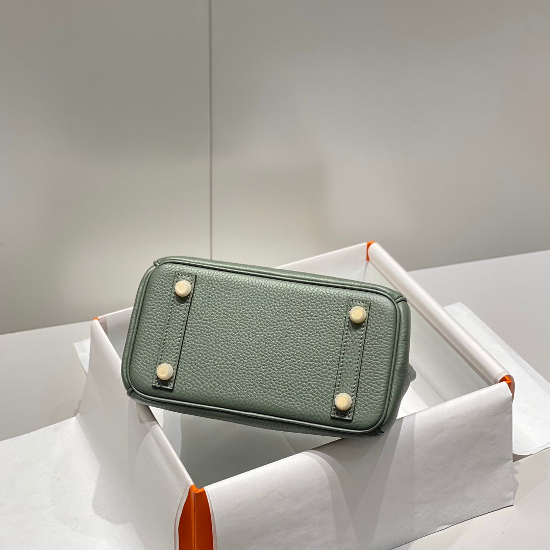 Hermes Birkin 20Cm Vert Amande Togo Leather Gold Hardware