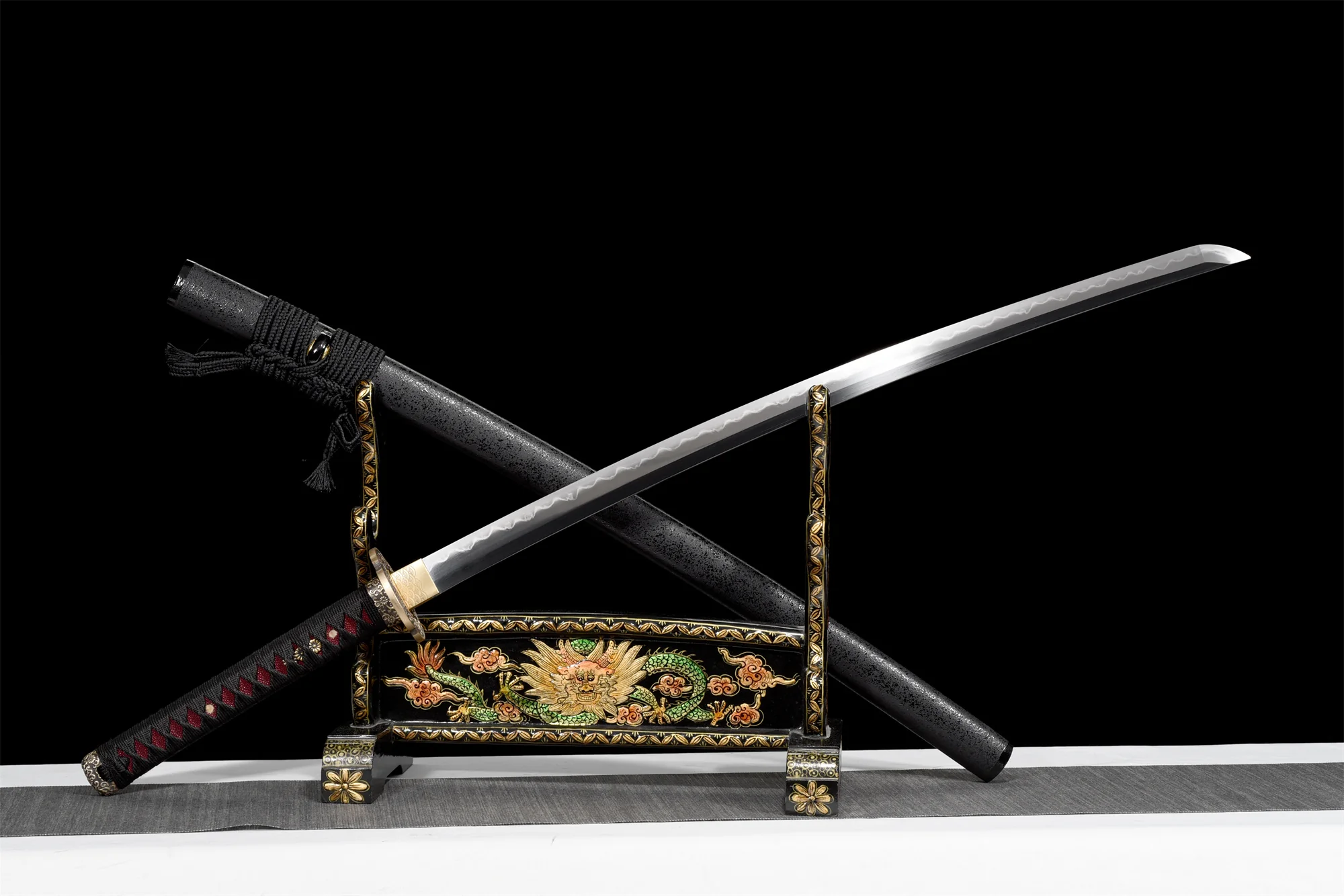 T8 Black Katana – Clay Tempered Hamon, Full Tang