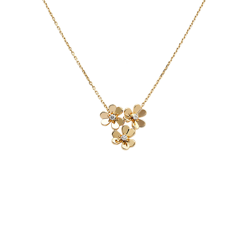 Van Cleef & Arpels Frivole 3 Flower Necklace 18K Yellow Gold Diamond VCARP2DU00