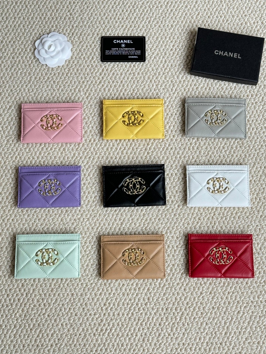 Chanel Card Wallet - cnluxepick