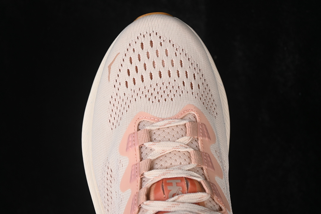 HOKA One One Kawana 2