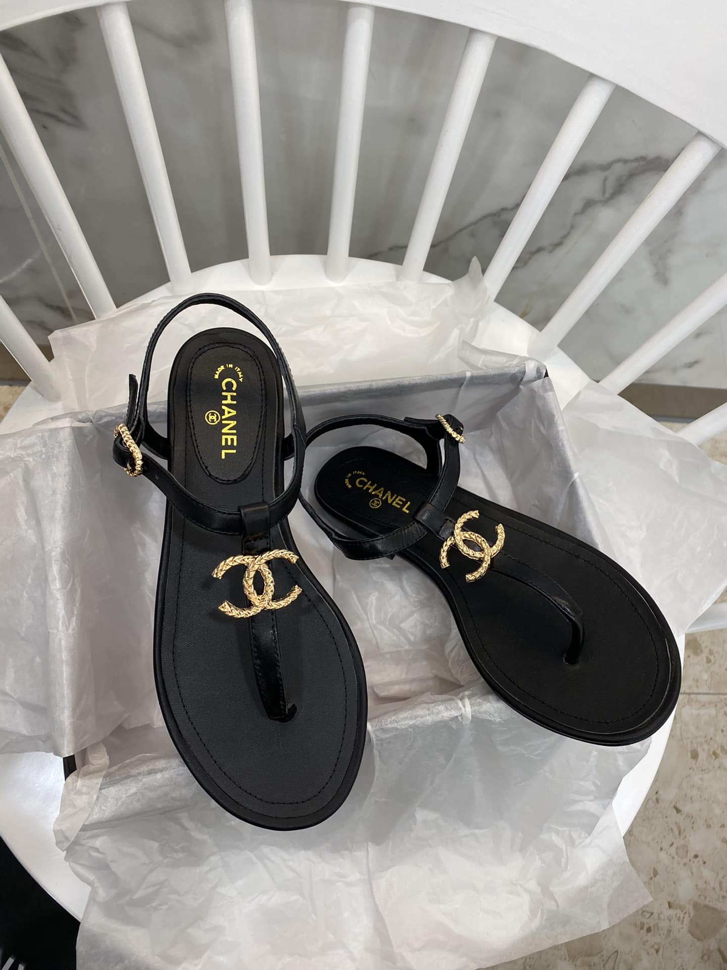 Chanel Gold Cc Logo Thong Sandals Black