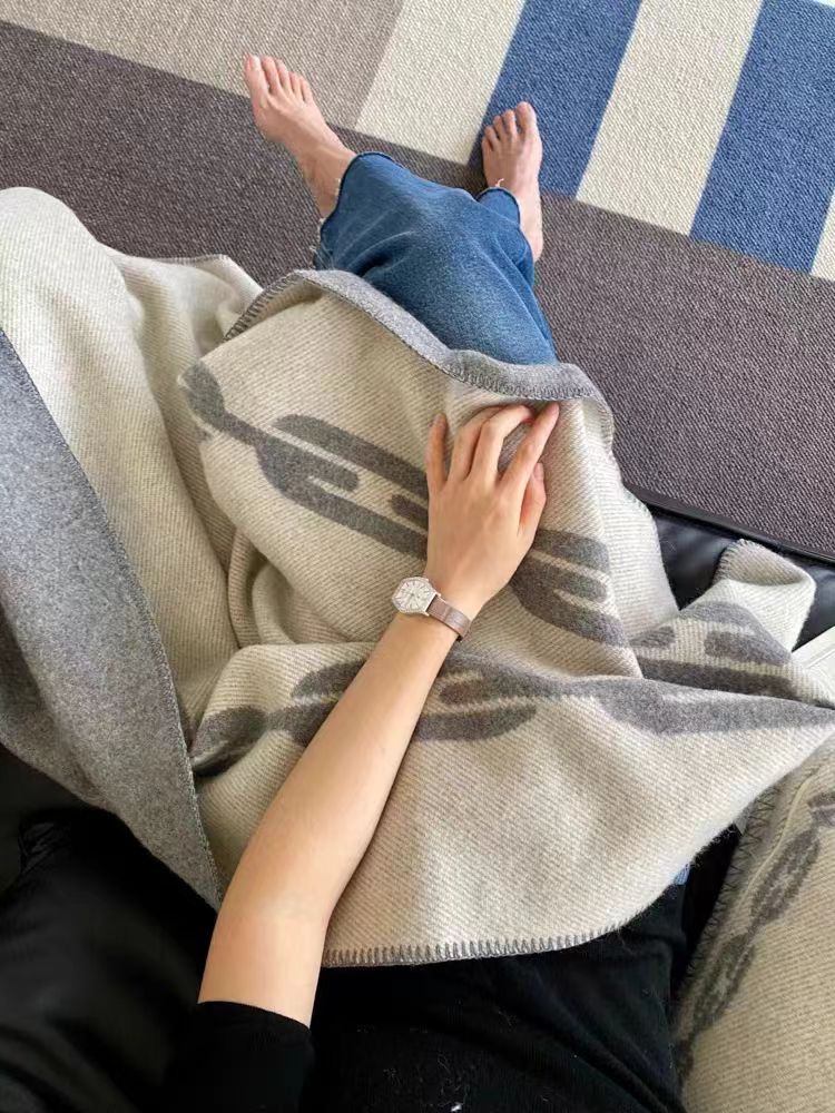 CP078 - Luxury Cashmere Wool Blanket (1522g) - Oversized, Reversible Colors