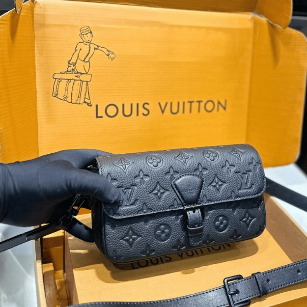 Louis Vuitton S-Cape Messenger Monogram Empreinte Black 9 Inches