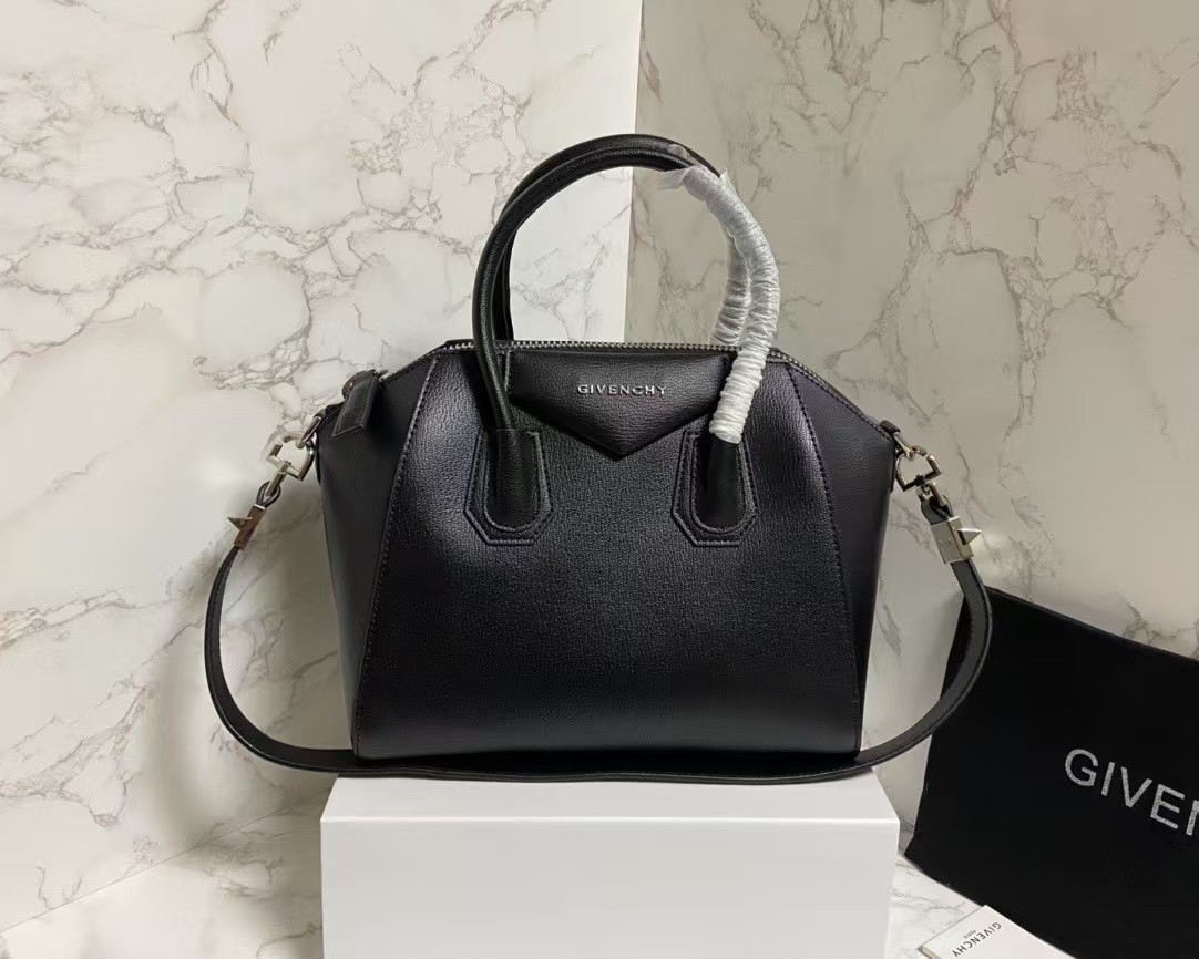 Givenchy Goat pattern classic handbag - cnluxepick