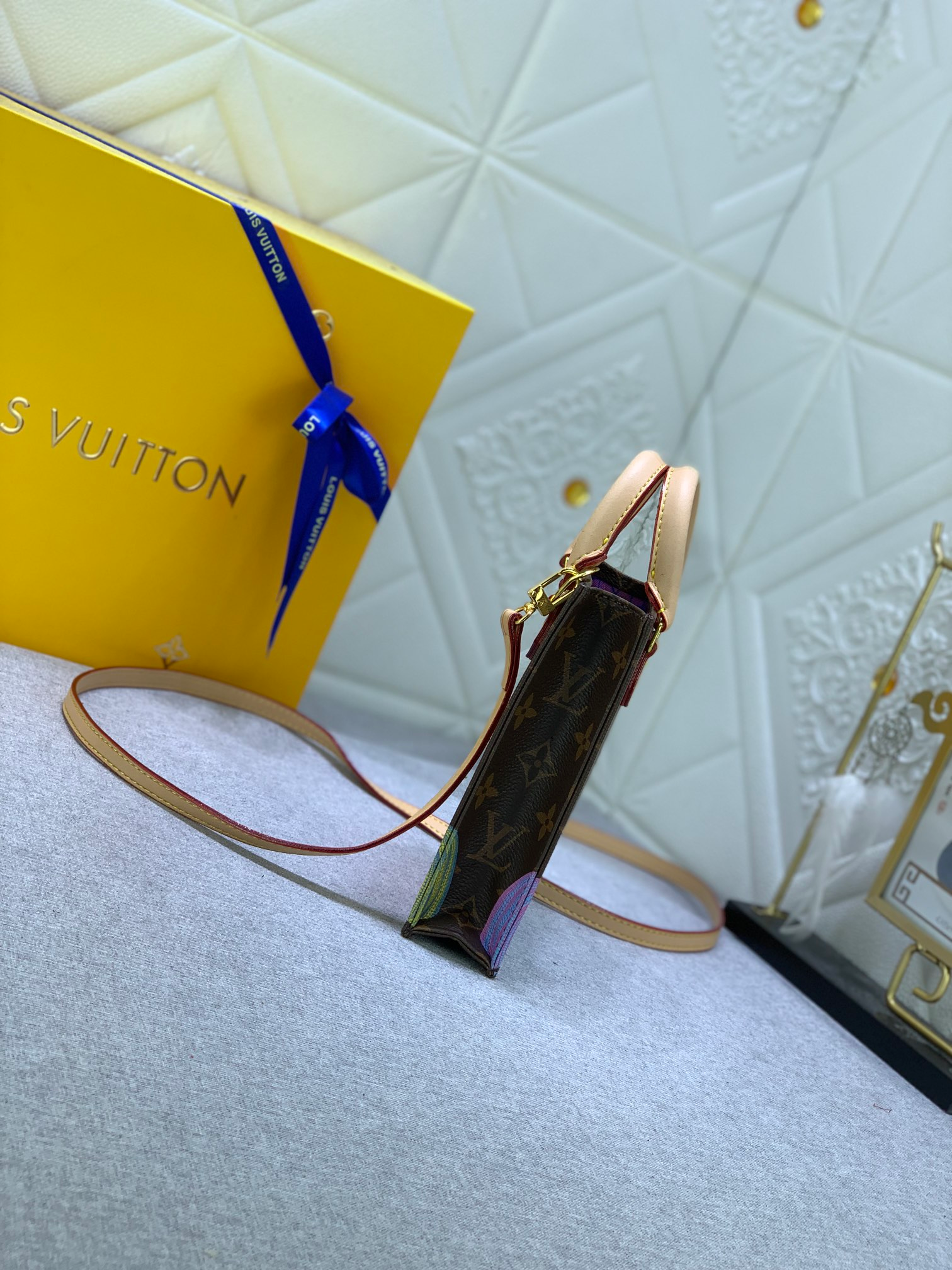 Louis Vuitton X Yk Petit Sac Plat Monogram 17Cm M82112