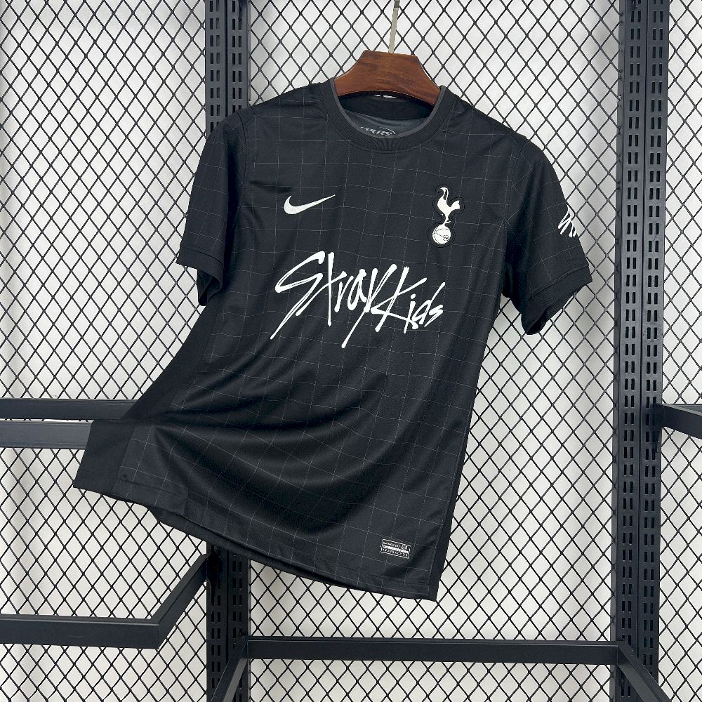 Tottenham maillot foot concept 2025 2026€14.99