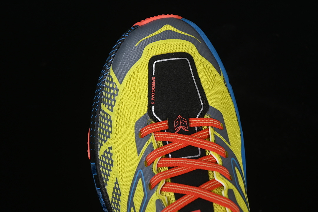 HOKA One One Speedgoat 2
