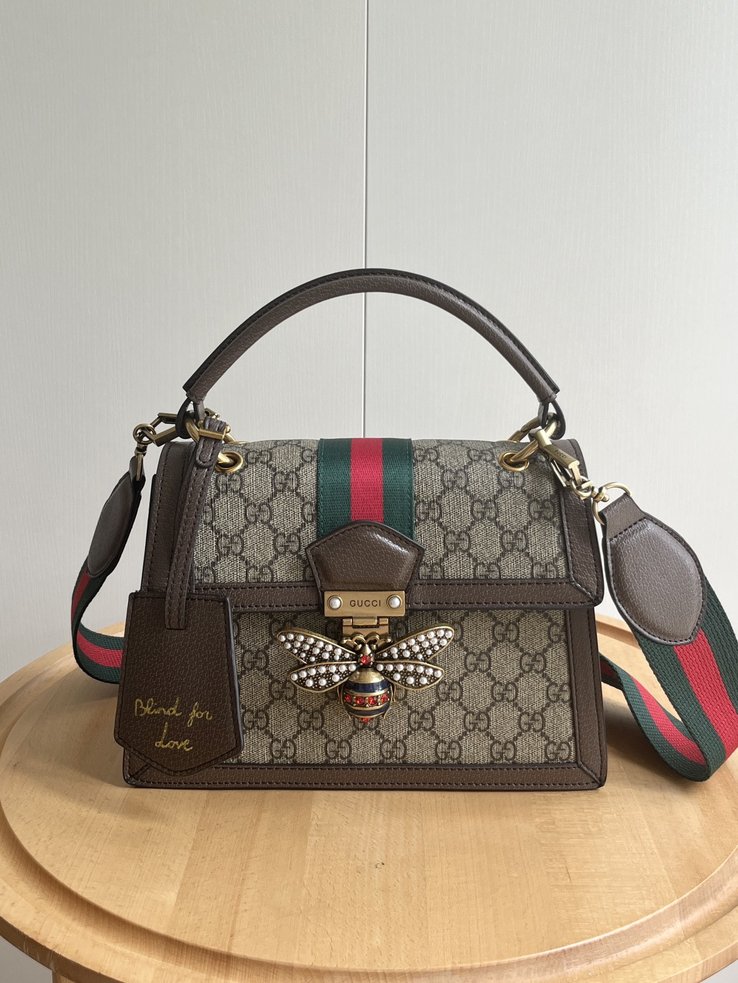 Gucci Bee queen margret bag - cnluxepick