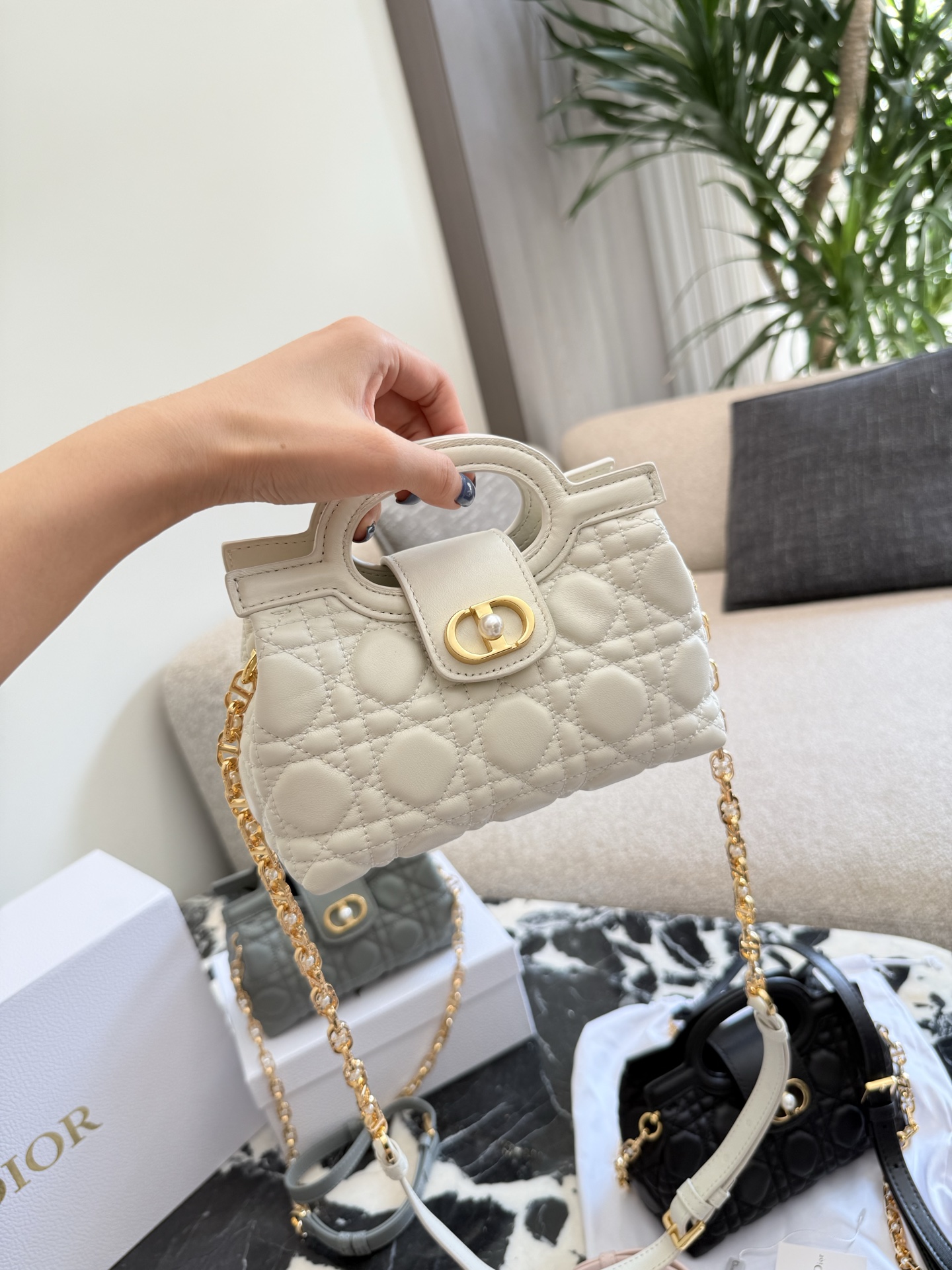 Dior's exquisite chain bag - cnluxepick
