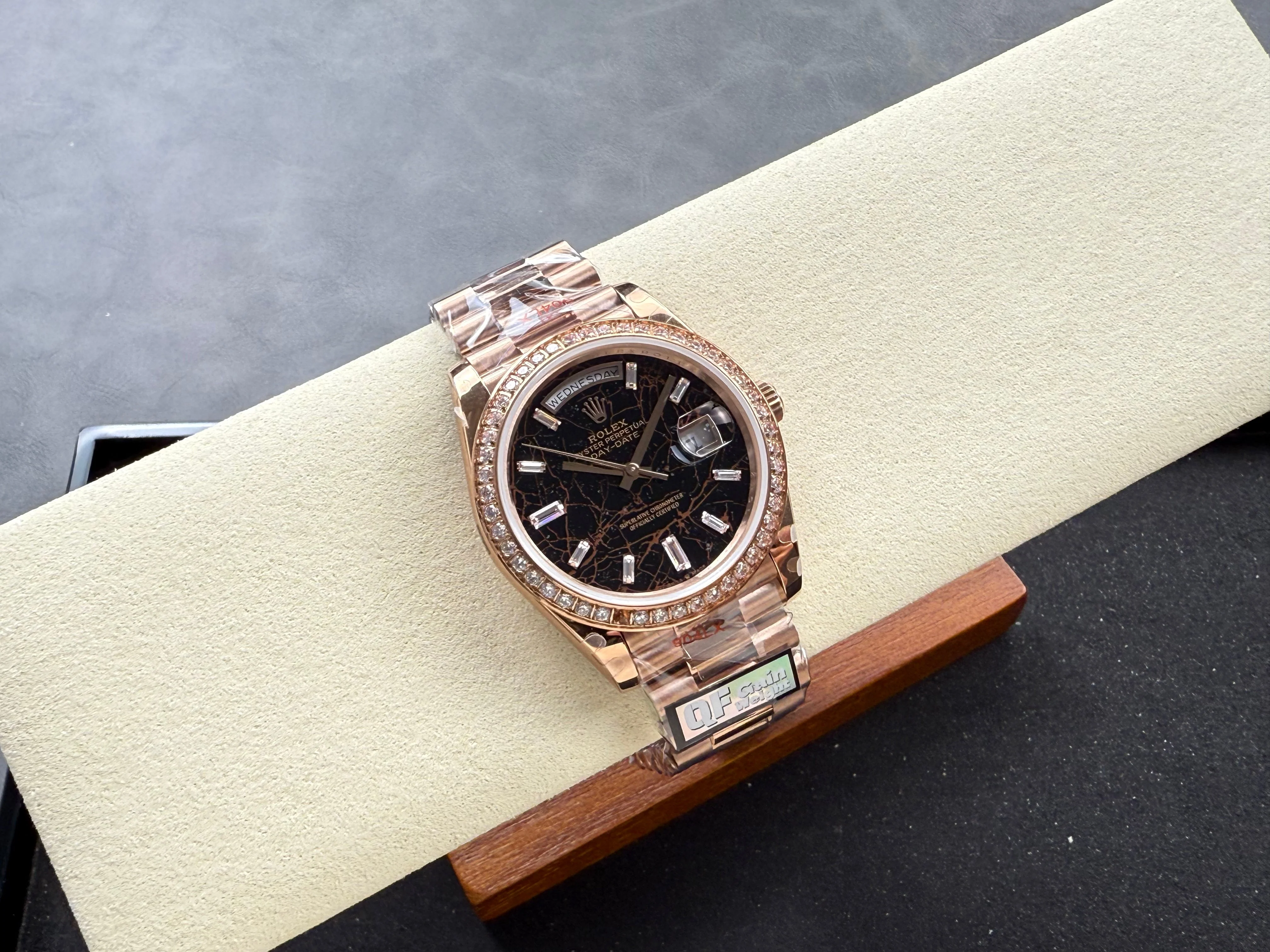 Rolex Day-Date 40mm Pink Gold Black