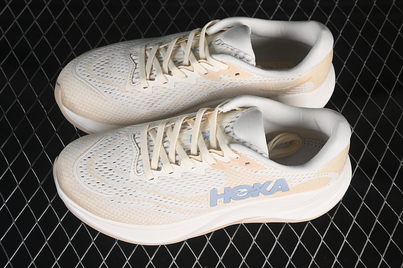 HOKA One One Rincon 4